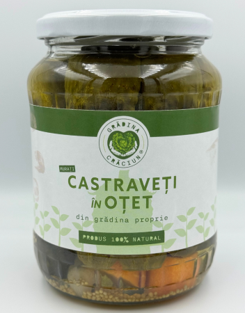 LEGUME - Castraveți murați în oțet