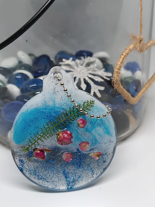 Globuri ”Flori de Gheață”- decorațiuni pentru brad realizate din rășină epoxidică [3]