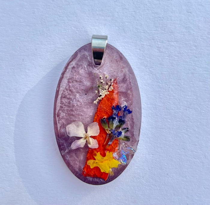 Pandantiv ”Flori de Câmp”, din flori naturale în rășină epoxidică [2]