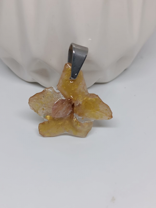 Set ”Spectrul Naturii”- cercei și pandantiv  din flori naturale de orhidee în rășină epoxidică [4]