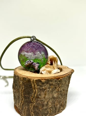 Pandantive - Pandantiv  ”Grădina cu Hortensii” din floare de hortensie în rășină epoxidică