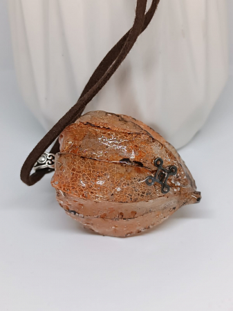 Pandantiv  ”Lampion Chinezesc” ,elegant, din floare de Physalis în rășănă epoxidică [2]