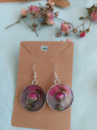 Cercei - ”Romantic Rose Dangles” - Cercei cu boboci de trandafir în rășină epoxidică