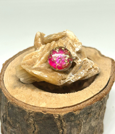 Cercei - Cercei ”Delice” cu rășină epoxidică pe fundal roz