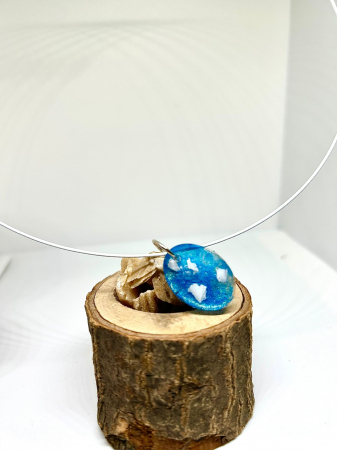 Pandantive - Pnadantiv  minimalist ”Norișori” din rășină epoxidică