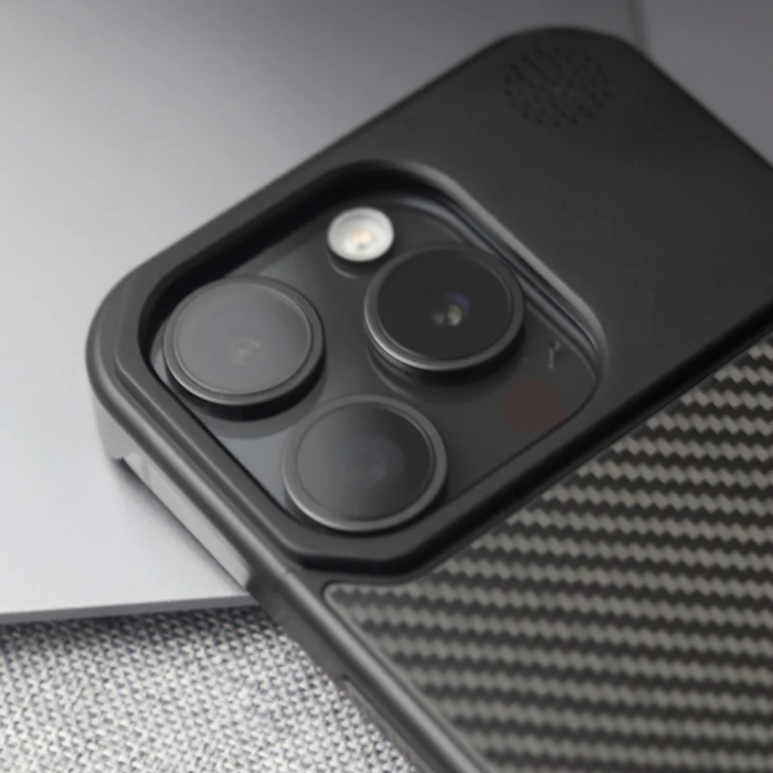 Husa iPhone 16, Dur Aluminiu si Carbon cu MagSafe, Black [3]
