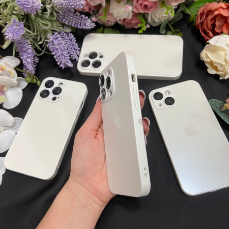 Husa din Sticla si Silicon cu Protectie Lentile Camera pentru iPhone 15 Plus, Alb Perlat-Mat [2]