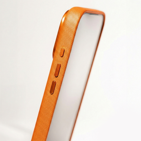 husa-iphone-17-pro-max-etteri-elegant-magsafe-clover-orange-682211.png [4]