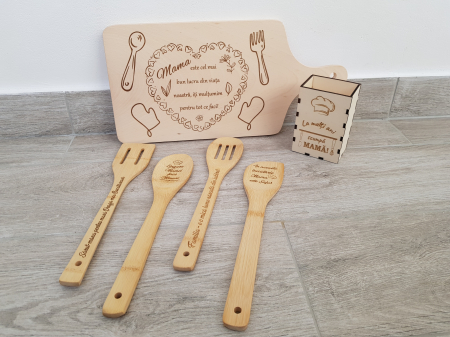 Tocator din lemn personalizat [5]