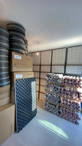 Folie aluminiu pentru încălzire prin pardoseală 100 cm x 0.10mm x 50m – protecție EPS și șapă beton [1]