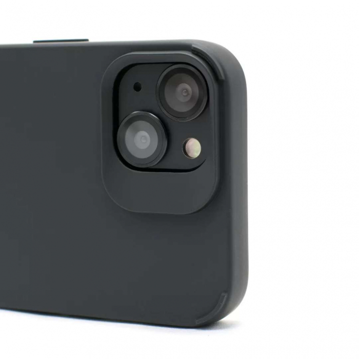 Husa iPhone 15 - Silicon Catifelat cu Protecții Camere [4]