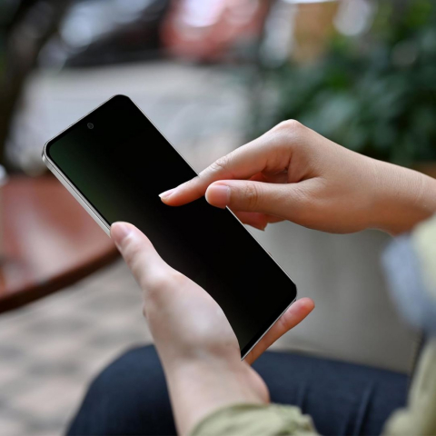 Folie sticla securizata privacy pentru Samsung Galaxy A57 5G cu  Kit Montare Inclus pentru Aplicare Rapida si Usoara [2]