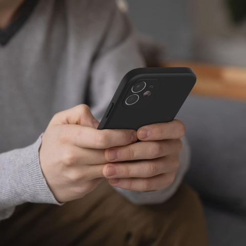 Pachet protectie completa pentru Iphone 11 - Husa silicon + Folie protectie sticla - Negru [5]