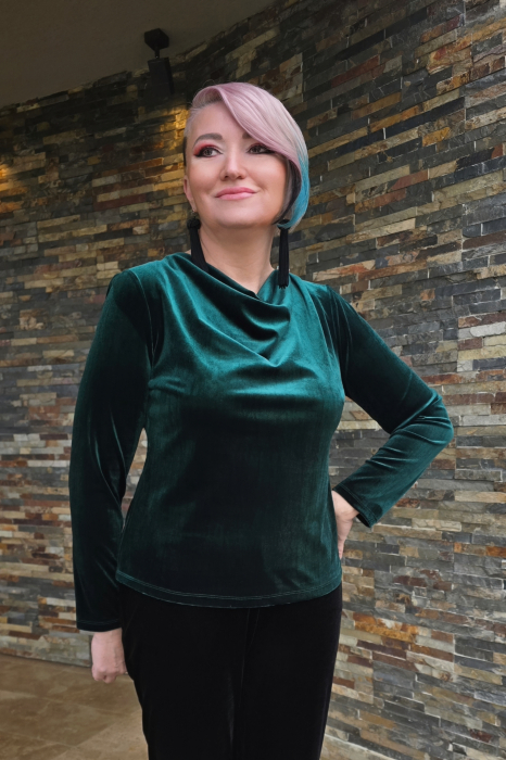 Bluza 422 verde catifea Anesia [2]