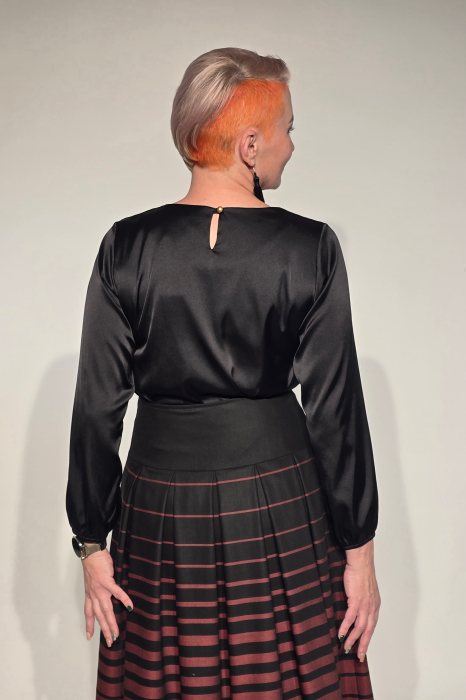 Bluza 427 neagra Anesia [5]