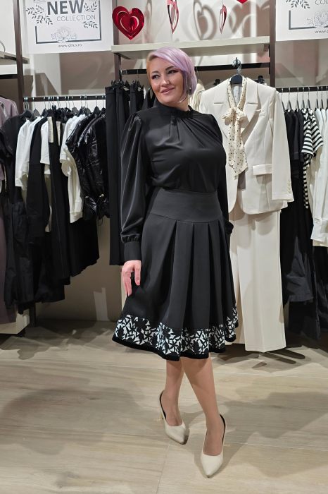 Bluza 863 neagra Exnec [3]