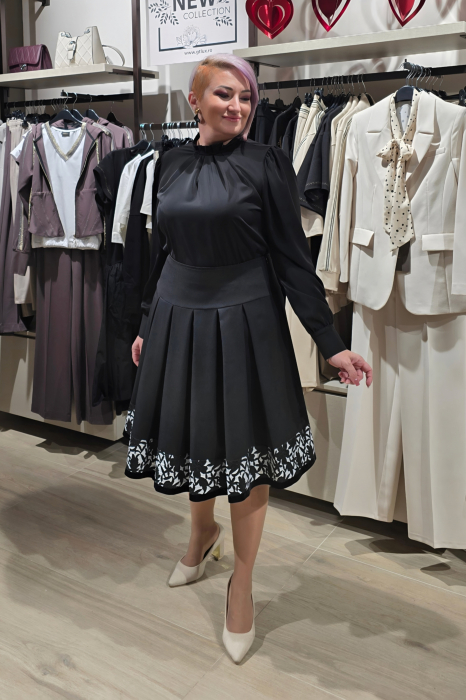 Bluza 863 neagra Exnec [4]