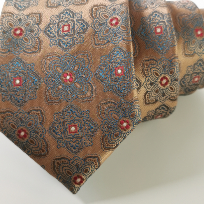 Cravata 250 gold model Massimo Clessi [2]