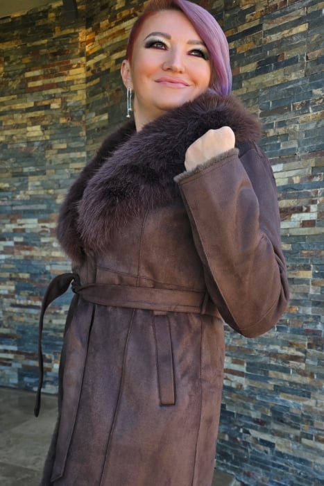 Jacheta 1071 maro blanita studio [4]