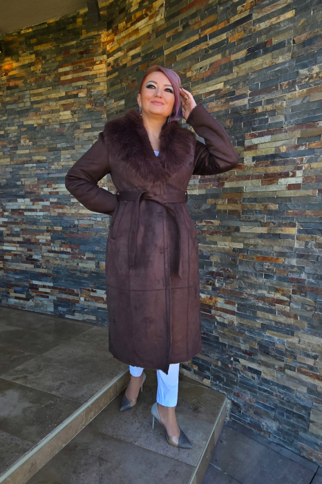 Jacheta 1071 maro blanita studio [1]