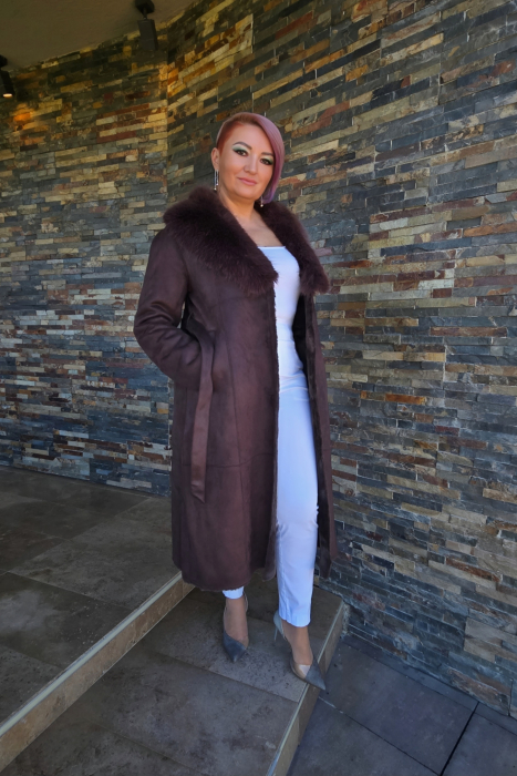 Jacheta 1071 maro blanita studio [6]