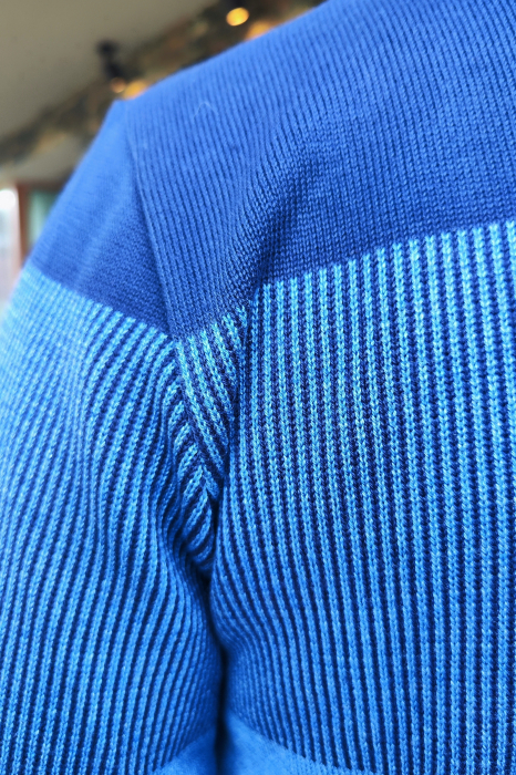 Pulover 237 indigo Magnetic [3]