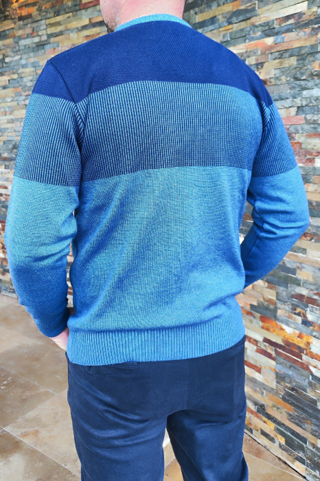Pulover 237 indigo Magnetic [2]