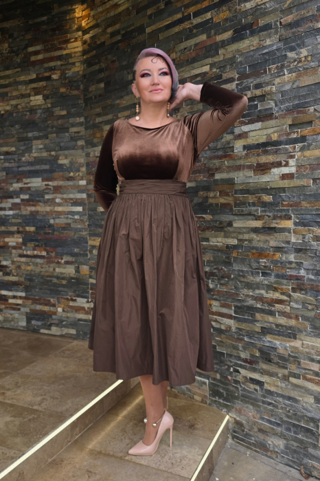 Rochie C8582 maro Caramel 46 [3]