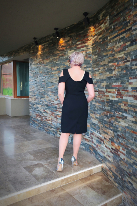 Rochie T107 neagra [7]