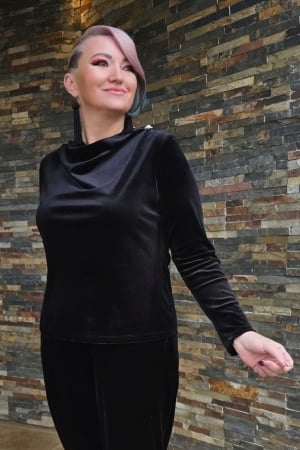 Imbracaminte Femei - Bluza 422 neagra catifea Anesia