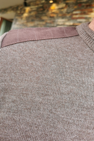 Pulover 231 maro Magentic [2]