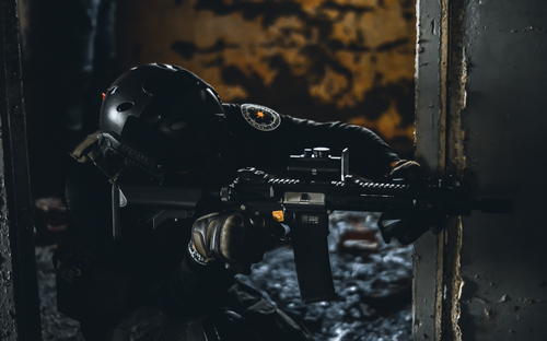 Istoria jocului si a produselor de Airsoft