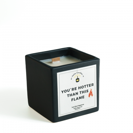 Friends - Lumânare Parfumată YOU`RE HOTTER THAN THIS FLAME