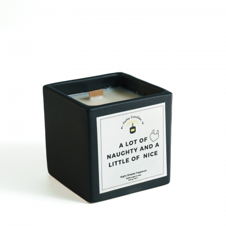 Naughty - Lumânare Parfumată A LOT OF NAUGHTY AND A LITTLE OF NICE