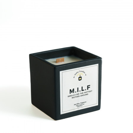 Friends - Lumânare Parfumată MILF