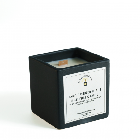 Friends - Lumânare Parfumată OUR FRIENDSHIP IS LIKE THIS CANDLE