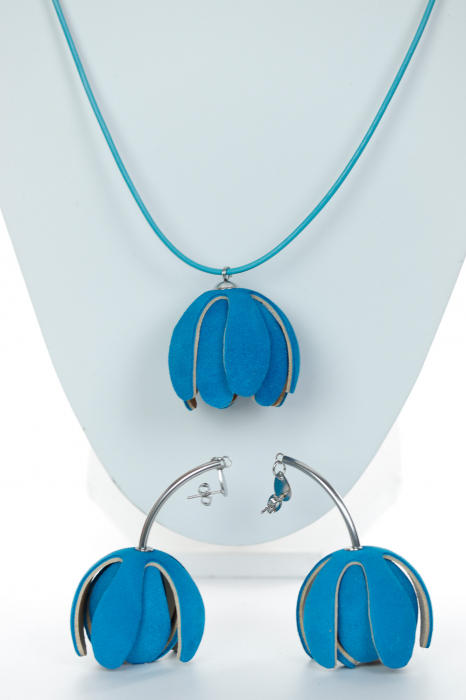 Set floral Colier si Cercei reglabil - Turcoaz + Bej [5]