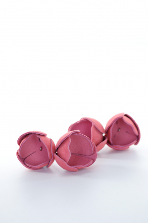 Cercei Imbratisari Florale - Blush Pink [3]