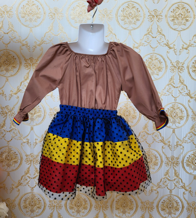 Compleu fata tricolor 2 [2]