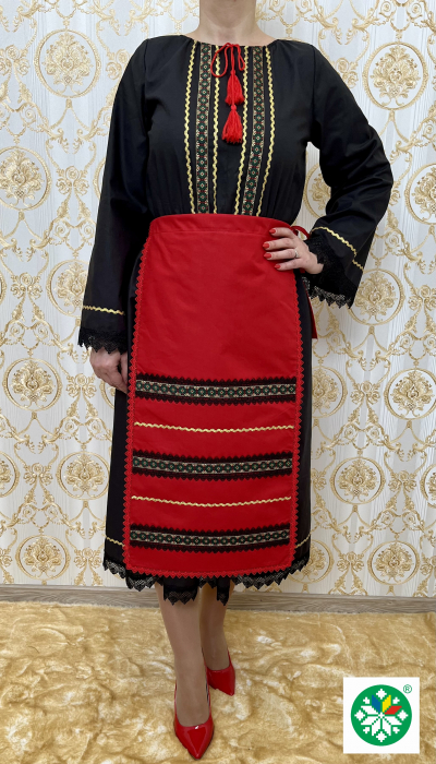 Costum traditional femei model 9 [1]