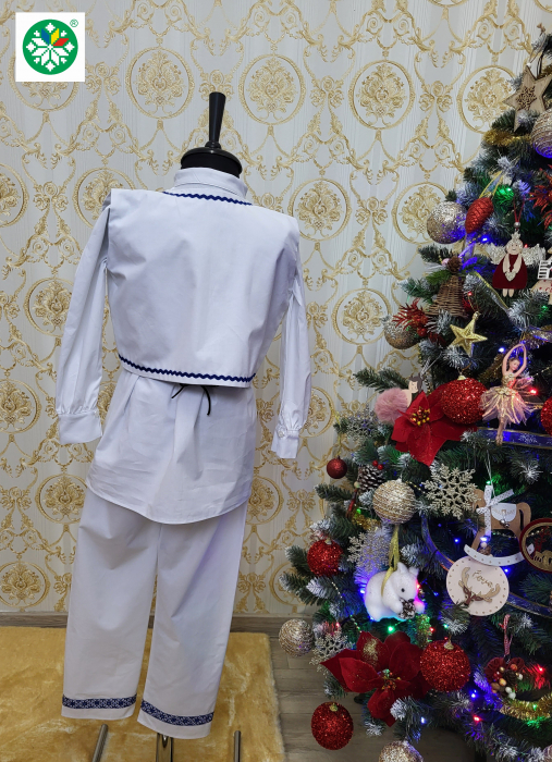 Costum traditional pentru baieti model 9 [2]