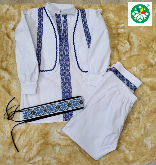 Costum traditional pentru baieti model 9 [3]