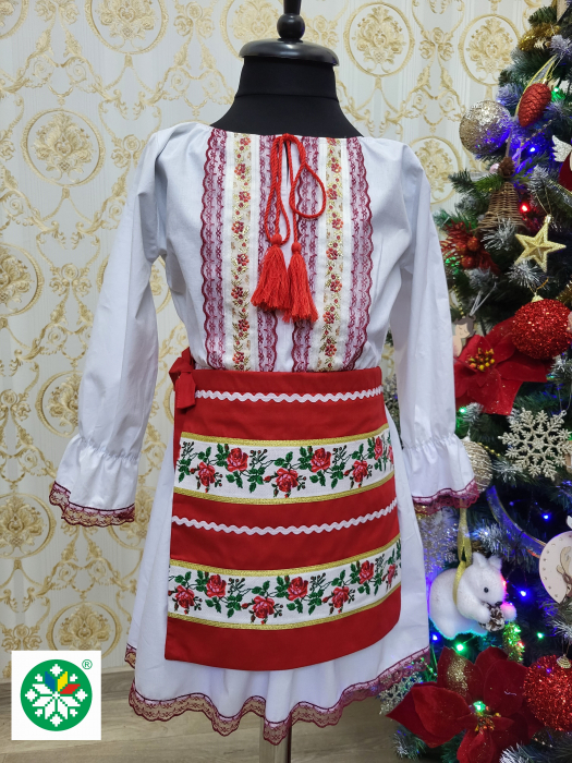 Costum traditional pentru fete model 5 [3]