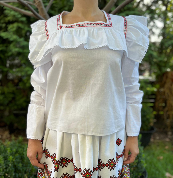 Ie traditionala Clara [2]