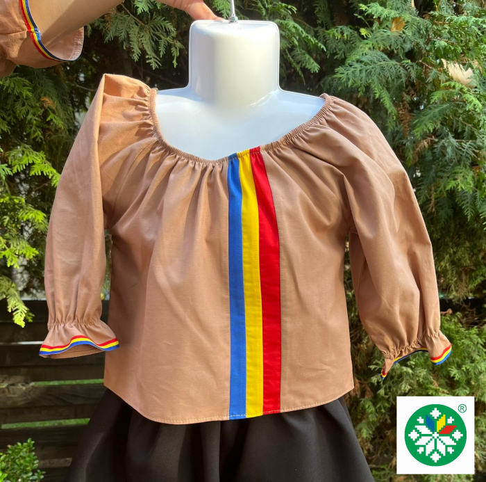 Ie tricolor fata model 4 [1]