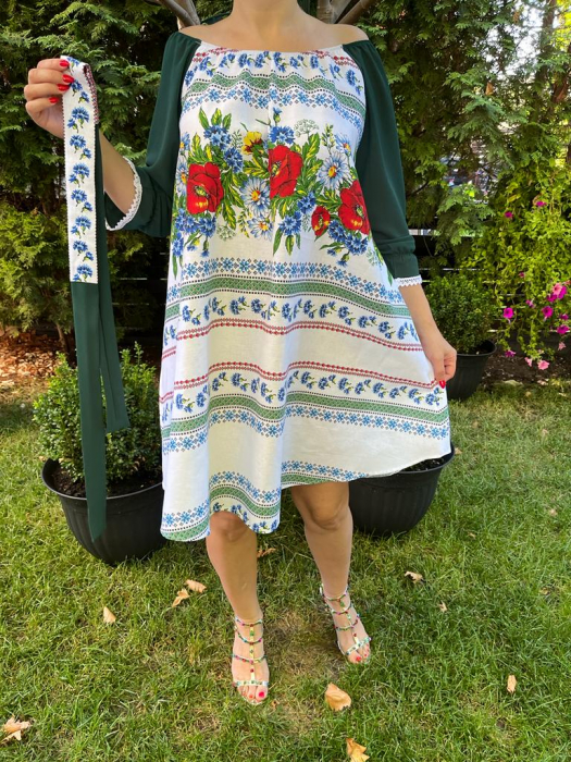 Rochie traditionala Corina [2]