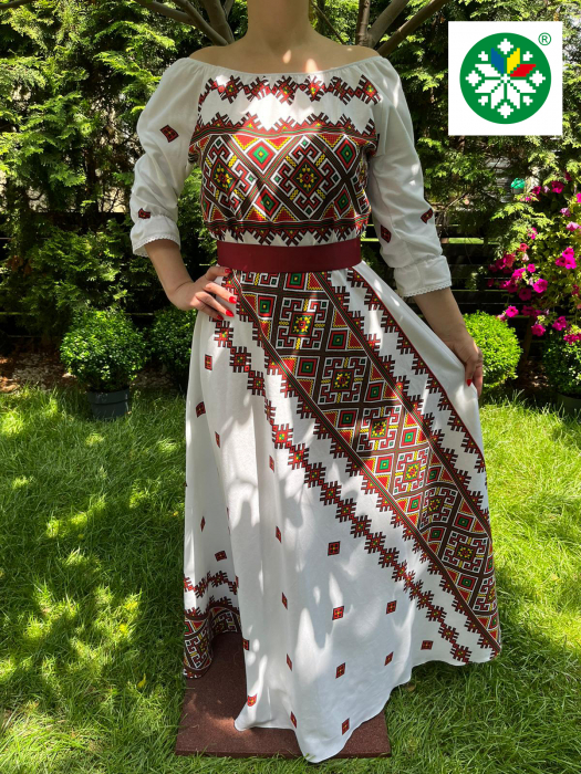 Rochie traditionala lunga Petruta [2]