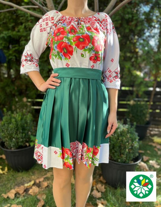 Rochie traditionala pliuri Cassandra [1]