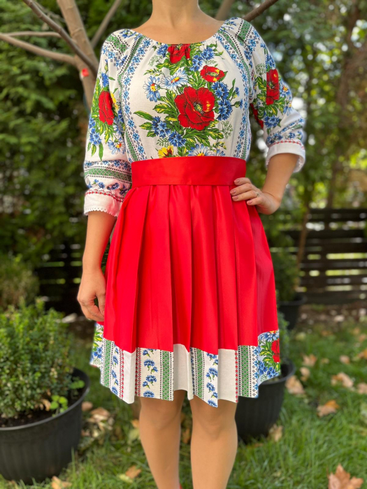 Rochie traditionala pliuri Raluca [1]