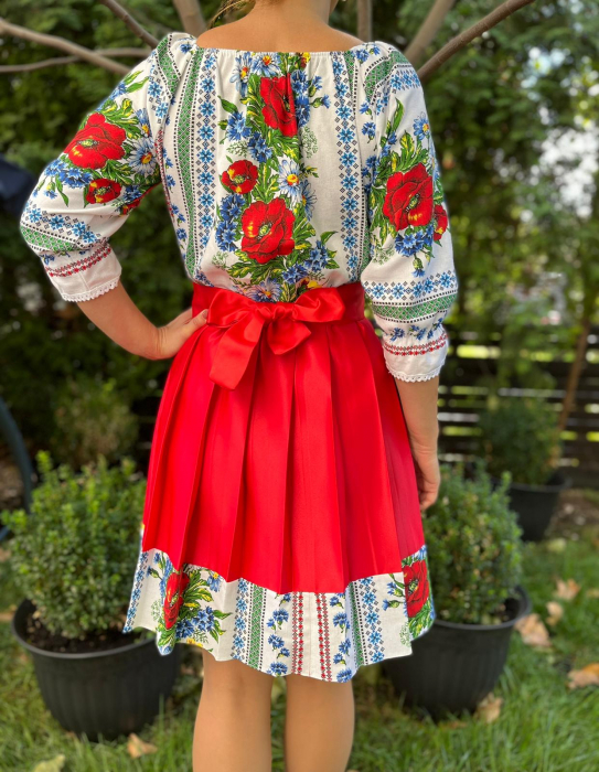 Rochie traditionala pliuri Raluca [3]